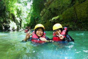 SENSASI SUSUR SUNGAI DI GREEN CANYON