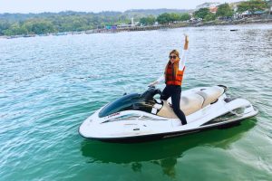 BERWISATA DI PANTAI TIMUR PANGANDARAN (1)